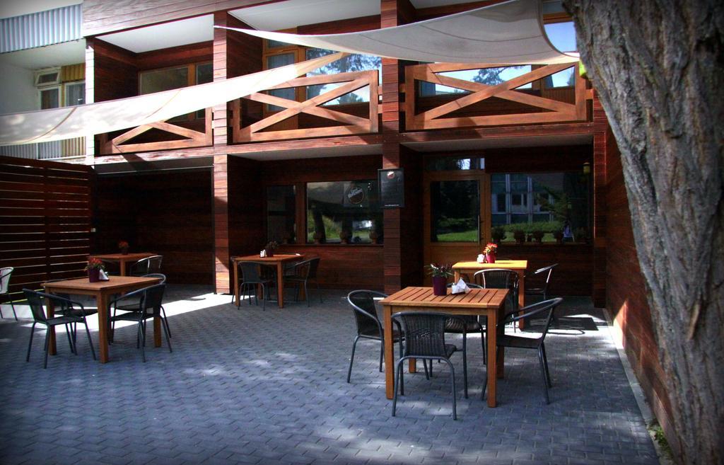 Obiekt Hotelarski Patron Warsaw Luaran gambar